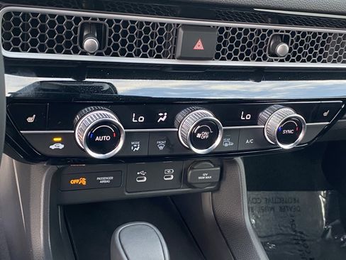 Used 2025 Honda Civic Sport image 21