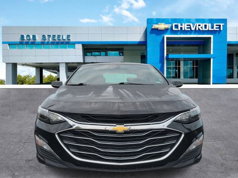 Used 2024 Chevrolet Malibu LT image 2