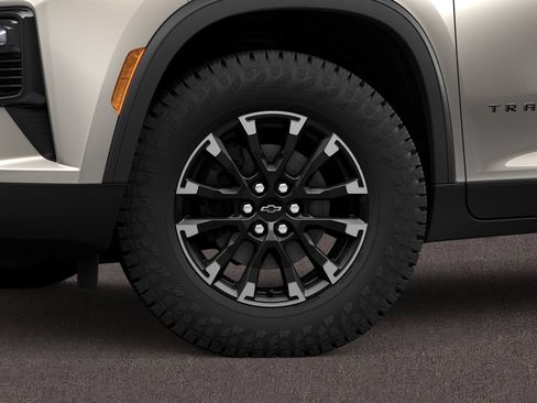 New 2026 Chevrolet Traverse Z71 w/ Driver Confidence Package AWD/4WD image 4