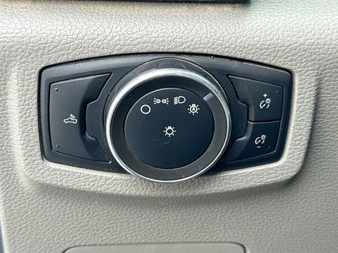 Used 2021 Ford F250 XLT w/ FX4 Off-Road Package image 12