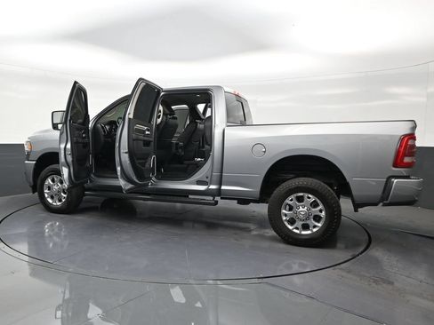 Used 2023 RAM 2500 Laramie AWD/4WD image 31