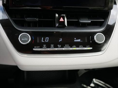 Certified 2025 Toyota Corolla LE FWD image 18