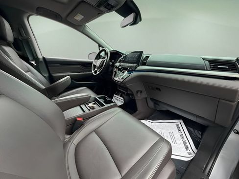 Used 2023 Honda Odyssey Touring image 22