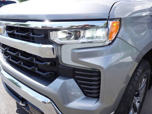 Used 2023 Chevrolet Silverado 1500 LT AWD/4WD image 56