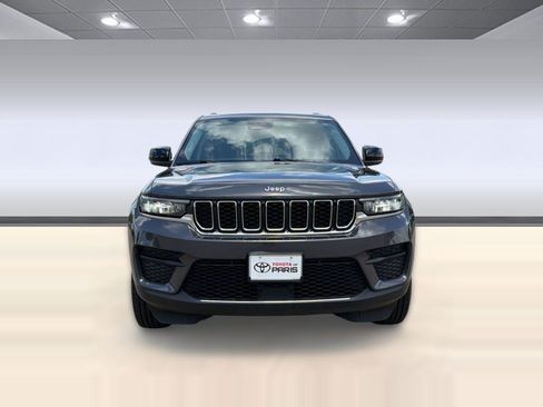 Used 2024 Jeep Grand Cherokee Laredo RWD image 6