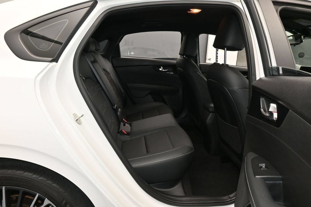 Used 2024 Kia Forte GT-Line FWD image 36