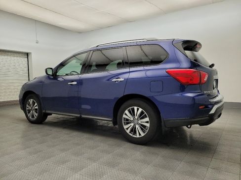 Used 2020 Nissan Pathfinder S image 3