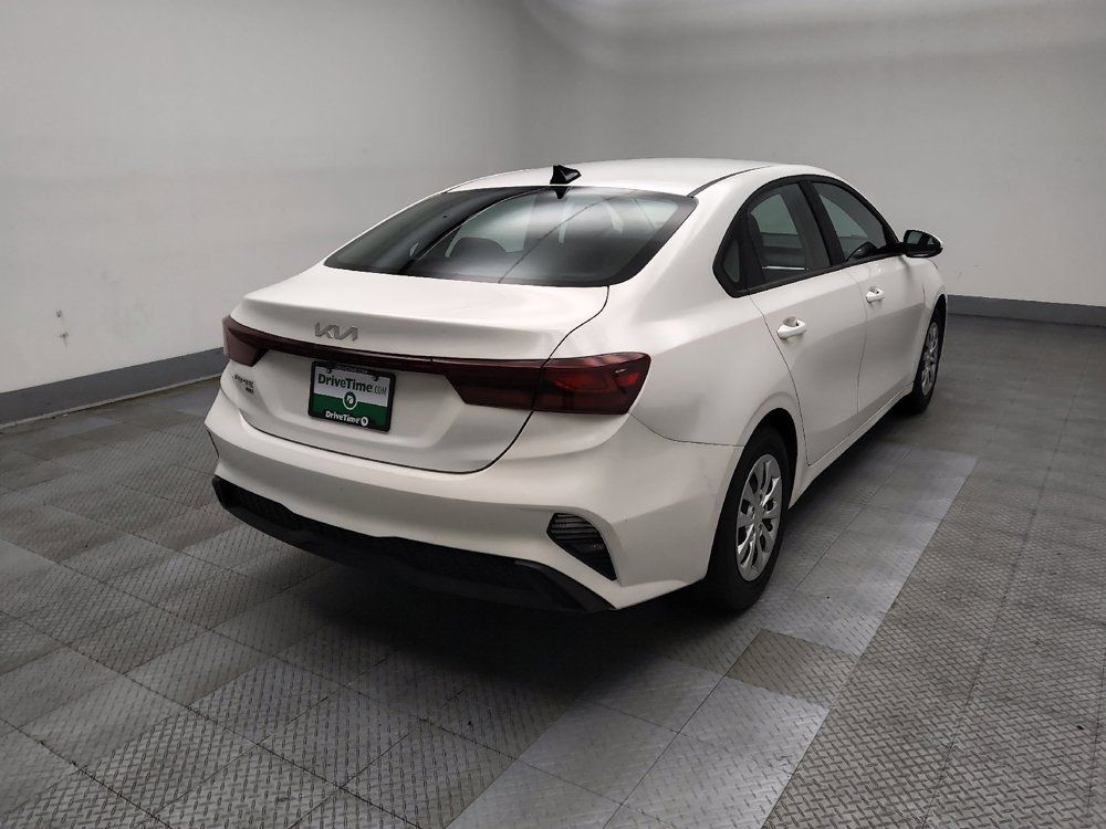 Used 2024 Kia Forte LX FWD image 9