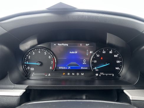 Used 2021 Ford Explorer XLT w/ Equipment Group 202A AWD/4WD image 15