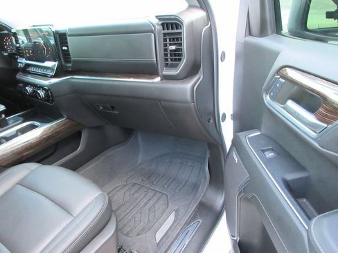 Certified 2024 GMC Sierra 1500 Elevation w/ Elevation Premium Package AWD/4WD image 22