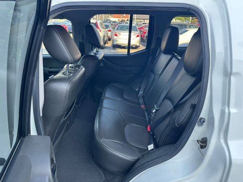 Used 2013 Nissan Xterra PRO-4X w/ Pro-4x Leather Pkg AWD/4WD image 22