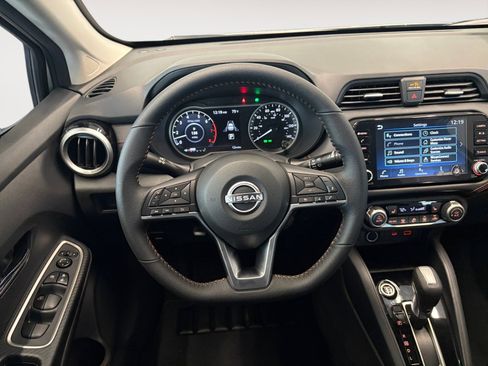 New 2025 Nissan Versa SR w/ Trunk Package image 14