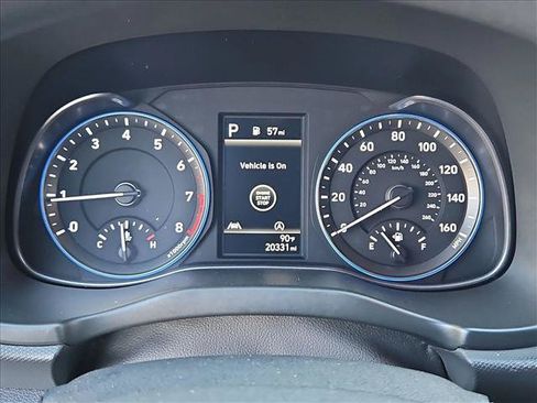 Used 2023 Hyundai Kona SEL FWD image 11
