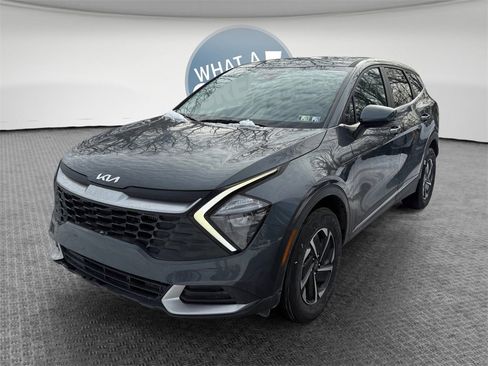 Certified 2023 Kia Sportage LX image 8