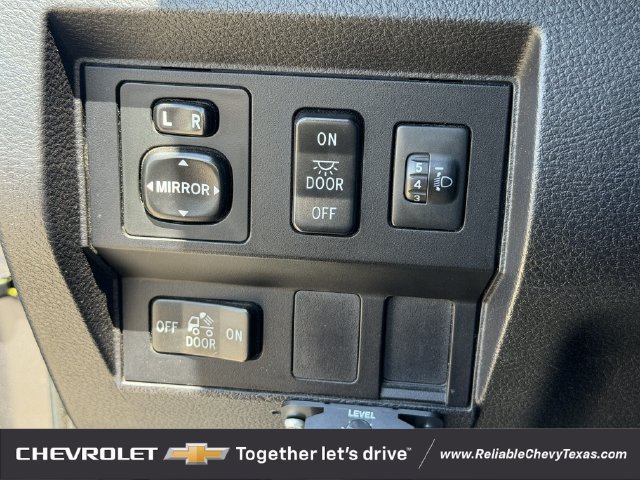 Used 2015 Toyota Tundra SR w/ Tow Package RWD image 23