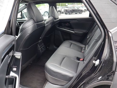 Used 2023 Subaru Solterra AWD image 5