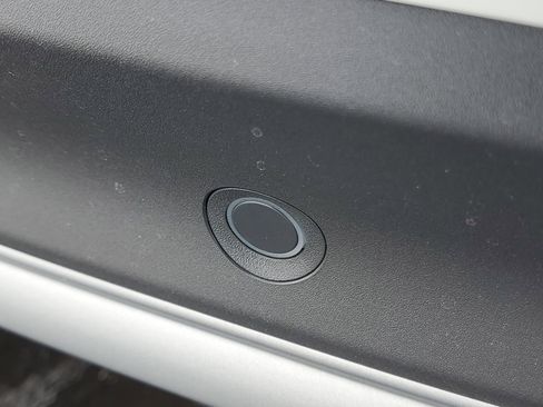 New 2026 Lincoln Corsair Premiere image 6