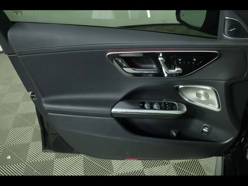 Used 2024 Mercedes-Benz C 300 4MATIC Sedan image 25
