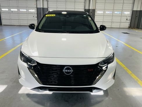 Used 2024 Nissan Sentra SR w/ Trunk Package image 12