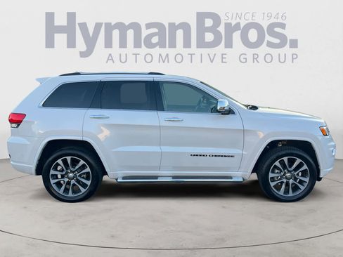 Used 2018 Jeep Grand Cherokee Overland image 2