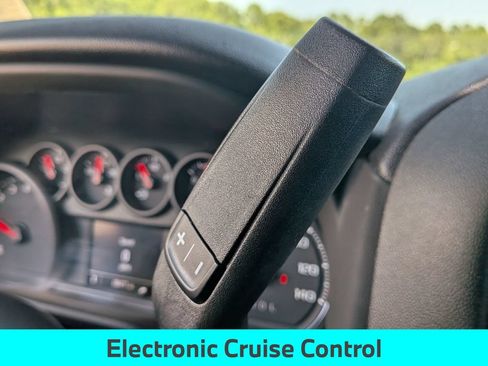 Used 2022 Chevrolet Silverado 1500 Custom RWD image 32