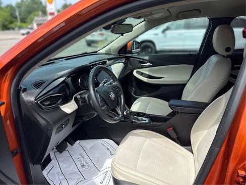 Used 2022 Buick Encore GX Select AWD/4WD image 11