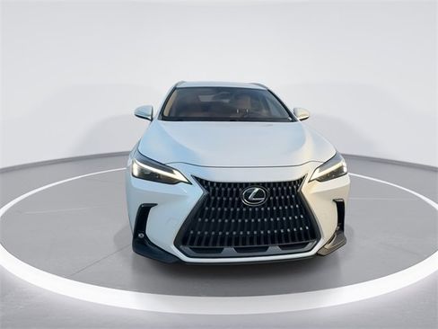 Used 2022 Lexus NX 250 FWD image 3