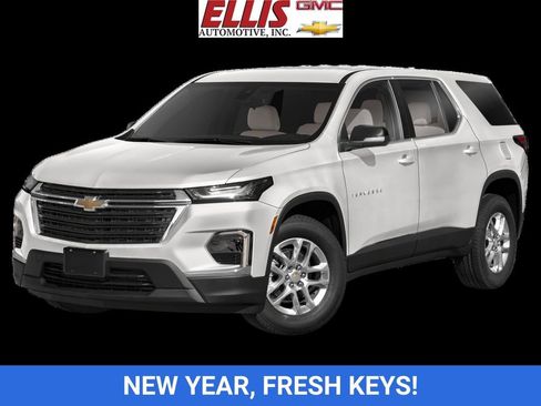 Used 2023 Chevrolet Traverse RS w/ LPO, Floor Liner Package image 37