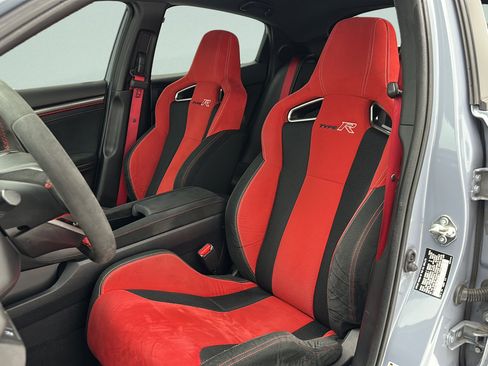 Used 2021 Honda Civic Type R image 15