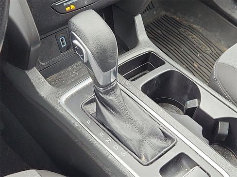 Used 2018 Ford Escape SE w/ SE Sync 3 Package image 21