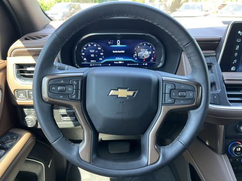 Used 2024 Chevrolet Tahoe High Country AWD/4WD image 18