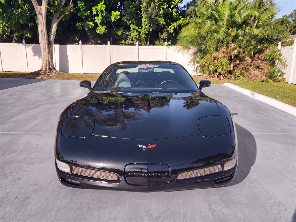 Used 2002 Chevrolet Corvette Z06 w/ Memory Pkg RWD image 3