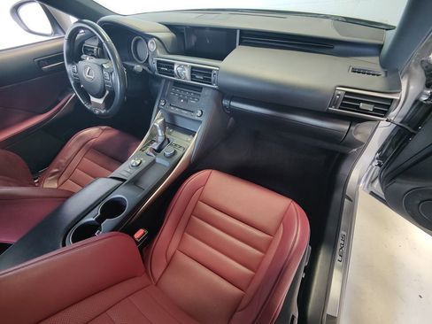 Used 2019 Lexus IS 300 F Sport w/ F Sport Package image 11