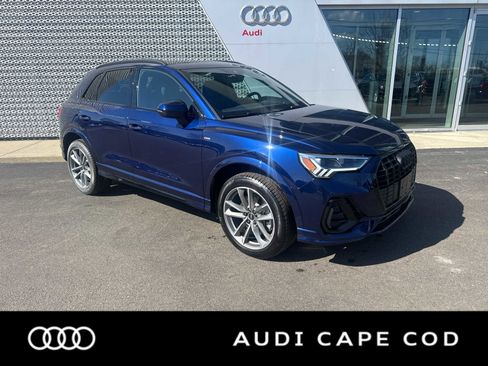 Used 2023 Audi Q3 2.0T Premium Plus w/ Premium Plus Package AWD/4WD image 1