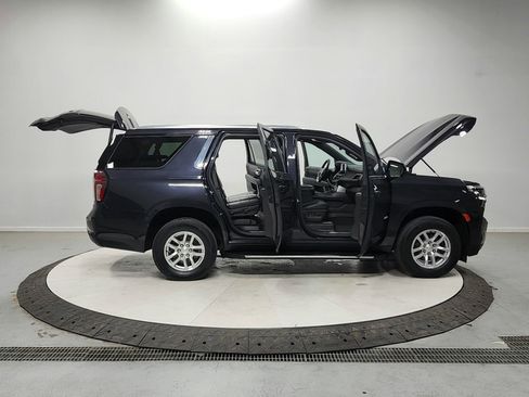 Used 2023 Chevrolet Tahoe LT RWD image 16