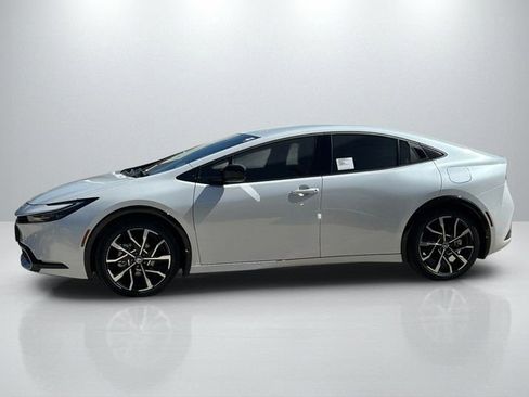 New 2026 Toyota Prius XSE image 8