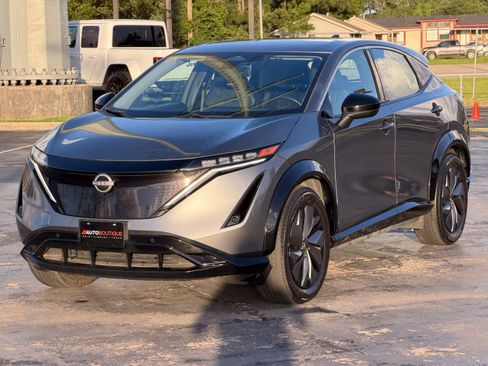 Used 2023 Nissan Ariya FWD image 5