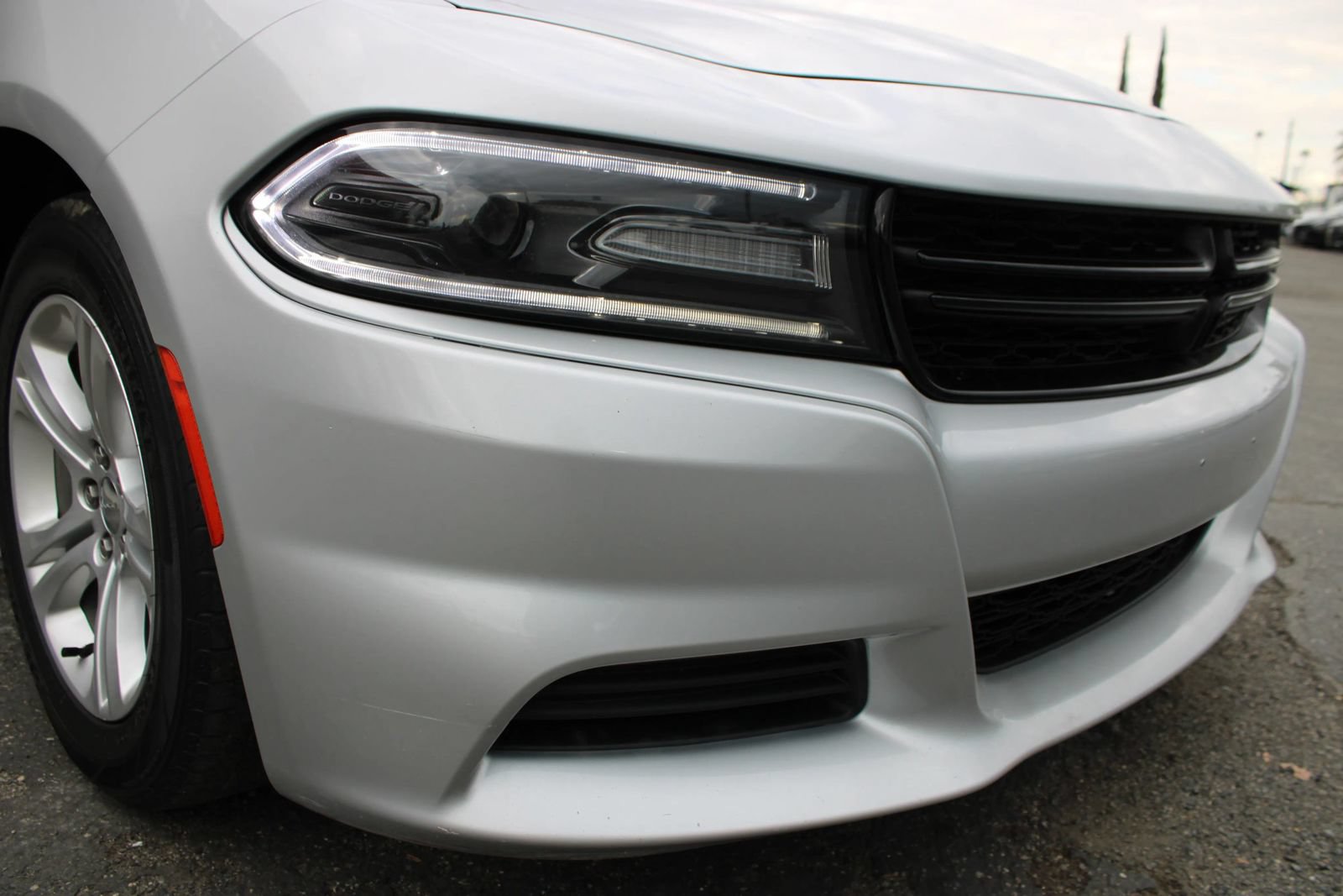 Used 2021 Dodge Charger SXT w/ Leather Interior Group RWD image 10