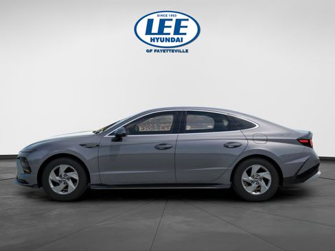 Used 2026 Hyundai Sonata SE FWD image 5