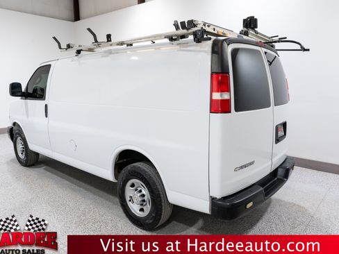 Used 2020 Chevrolet Express 2500 w/ Driver Convenience Package RWD image 3