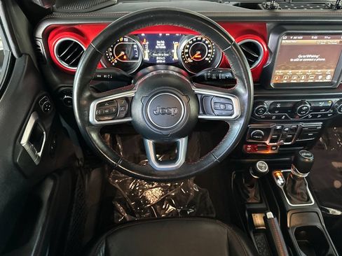 Used 2019 Jeep Wrangler Unlimited Rubicon AWD/4WD image 15