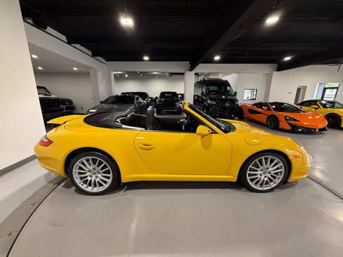 Used 2006 Porsche 911 Carrera RWD image 11