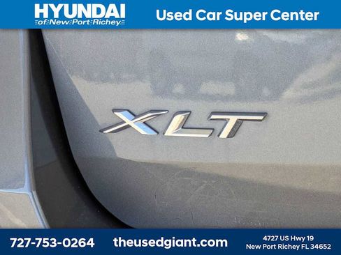 Used 2023 Ford Explorer XLT image 14