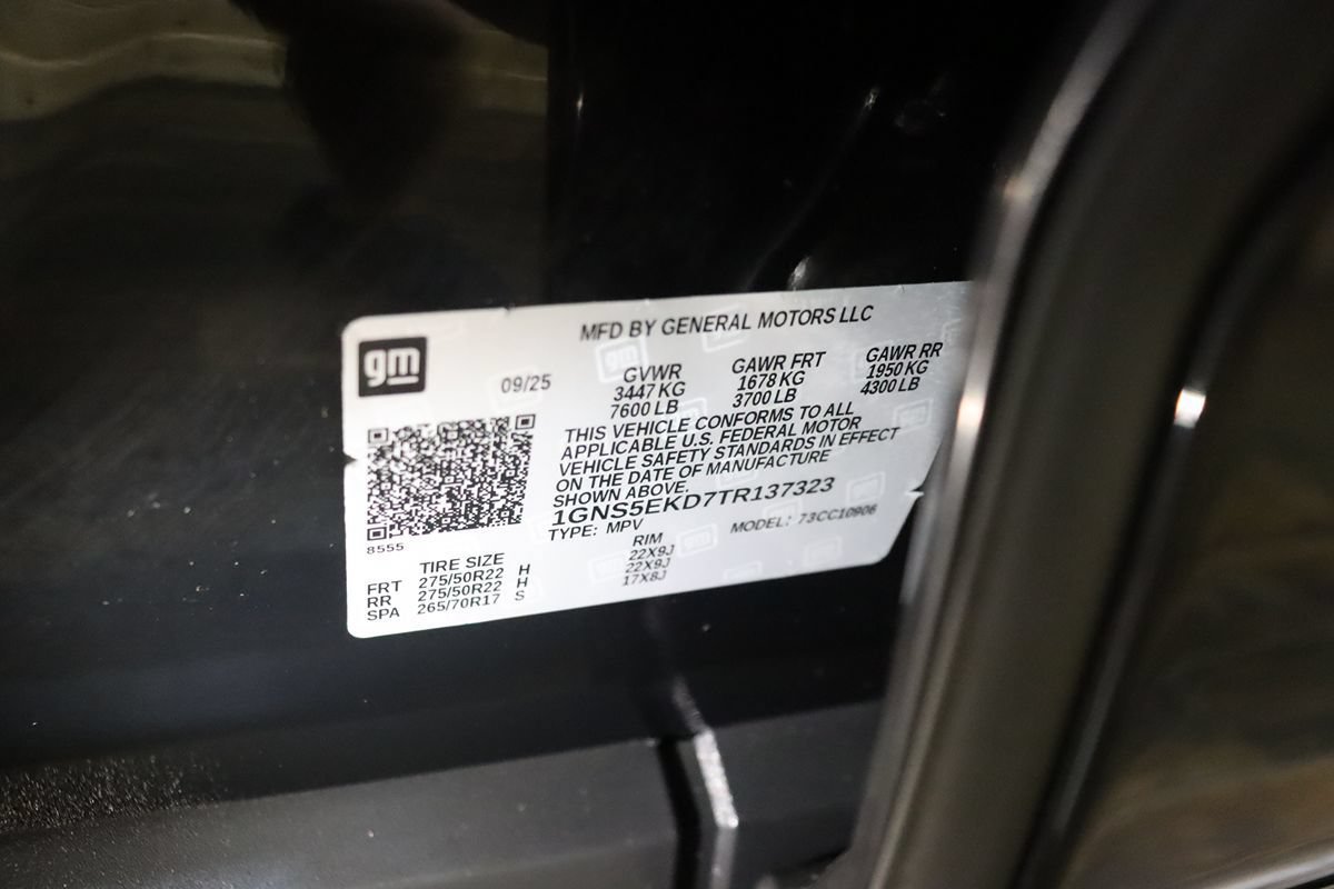 Used 2026 Chevrolet Suburban RST RWD image 63