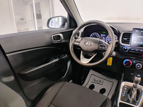 Used 2021 Hyundai Venue SE image 66