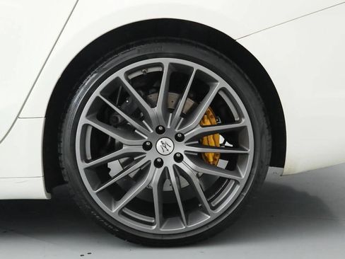 Used 2022 Maserati Ghibli Modena image 29