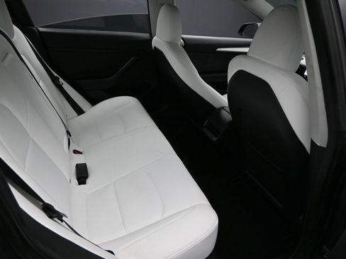 Used 2023 Tesla Model 3 Standard Range RWD image 27