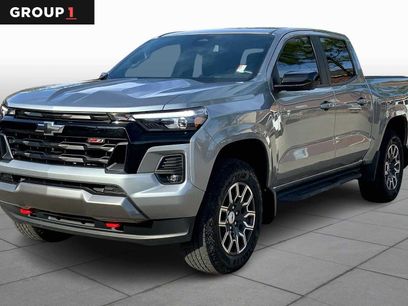 Used 2023 Chevrolet Colorado Z71 w/ Z71 Convenience Package 2