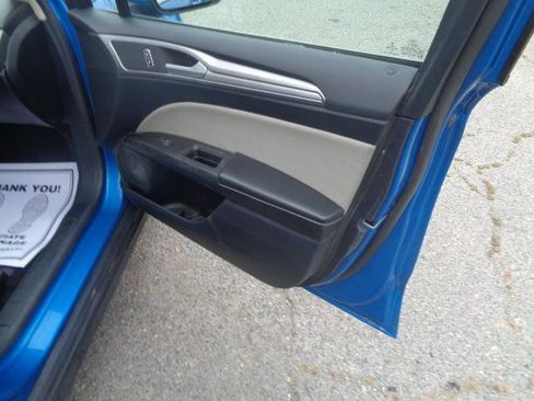 Used 2020 Ford Fusion S image 24