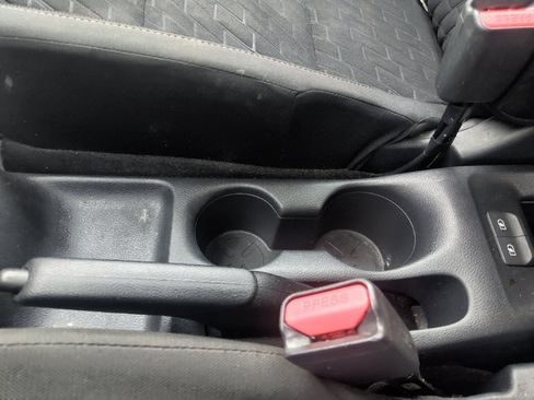 Used 2021 Nissan Kicks S FWD image 26
